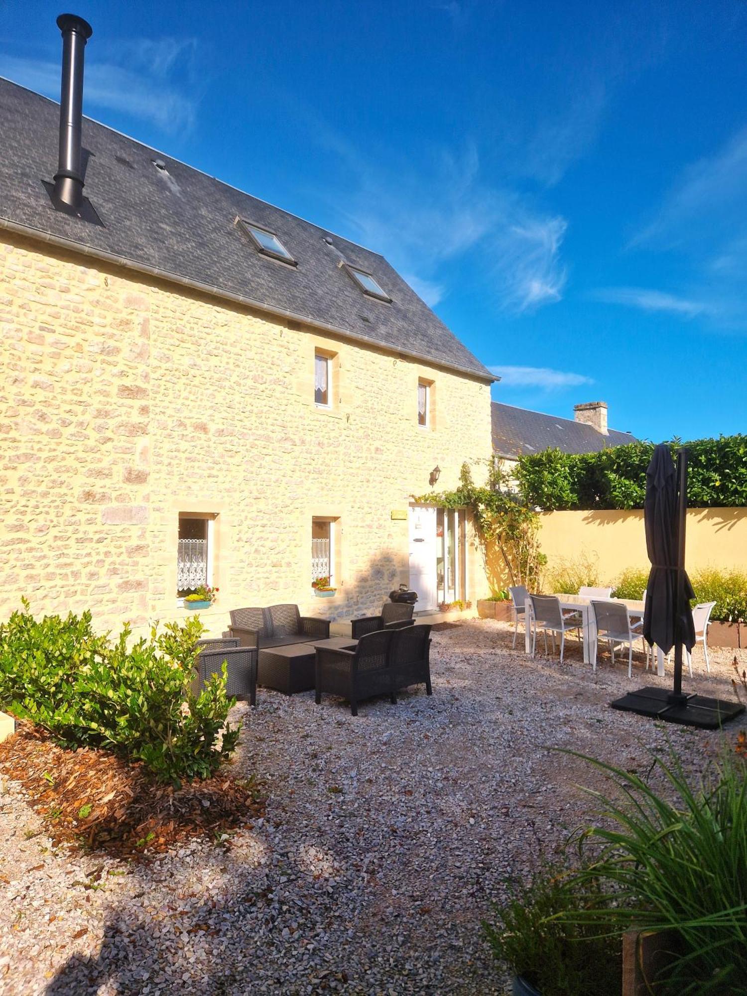 Domaine de Houtteville - Gîtes - Omaha Beach Normandy Surrain Exterior foto